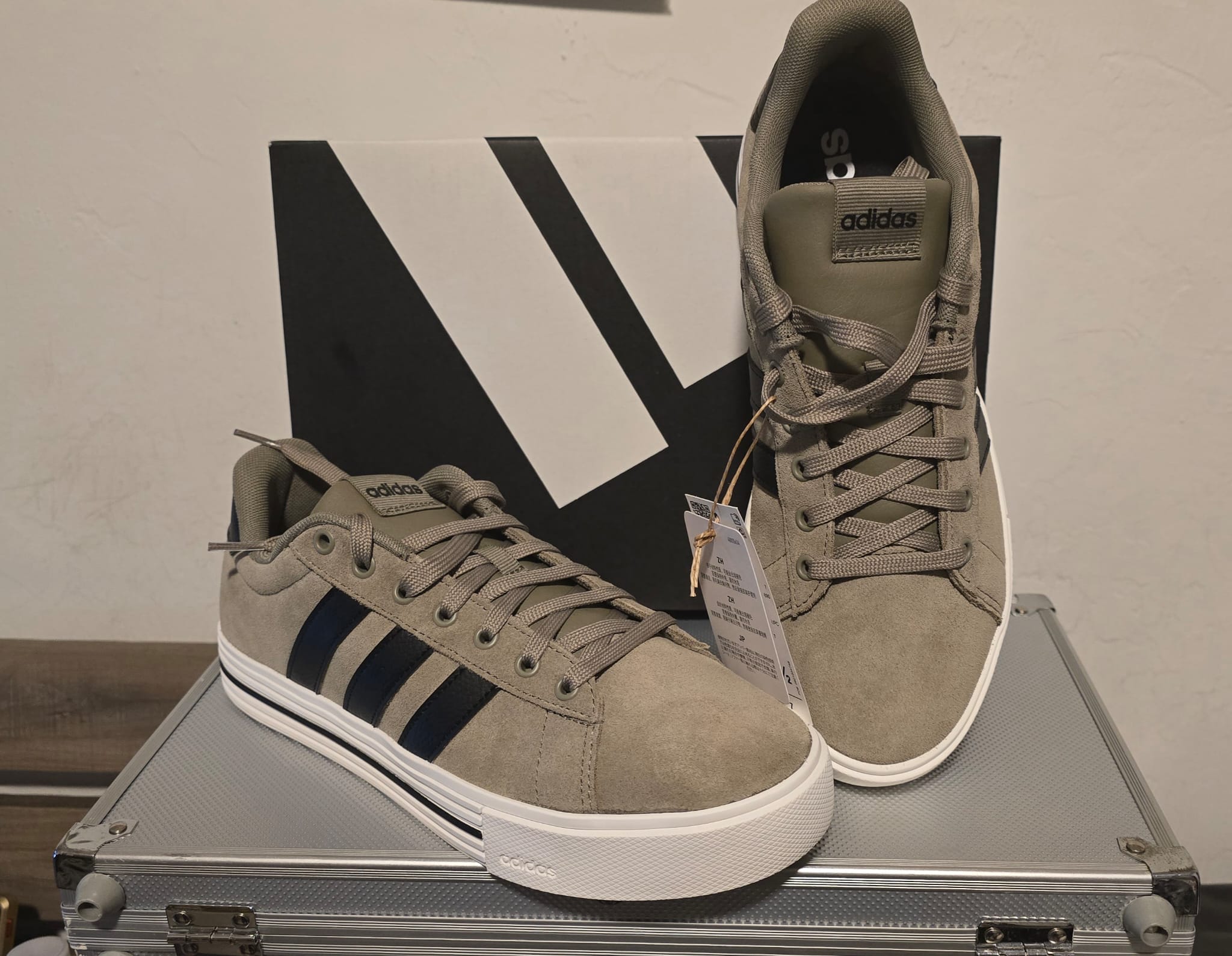 Adidas Daily 4.0 Clay/Navy